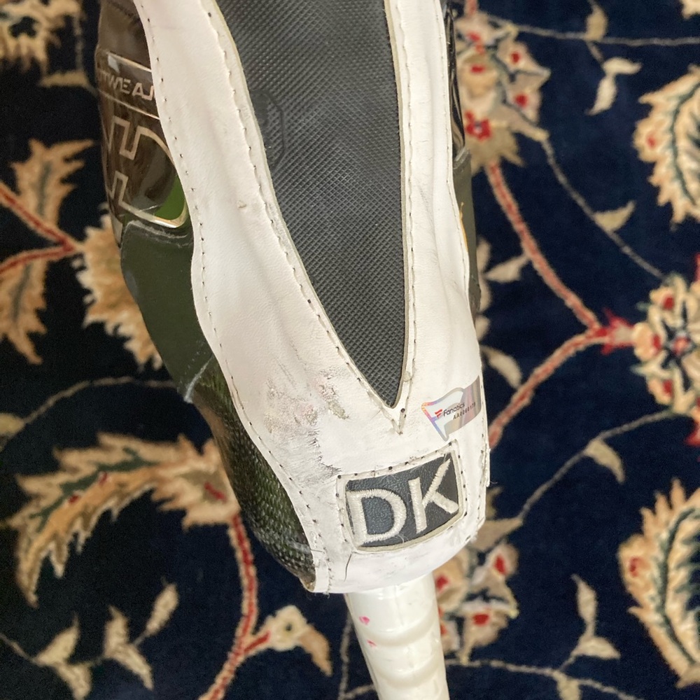 Game used skate (without blade) by Dmitry Kulikov